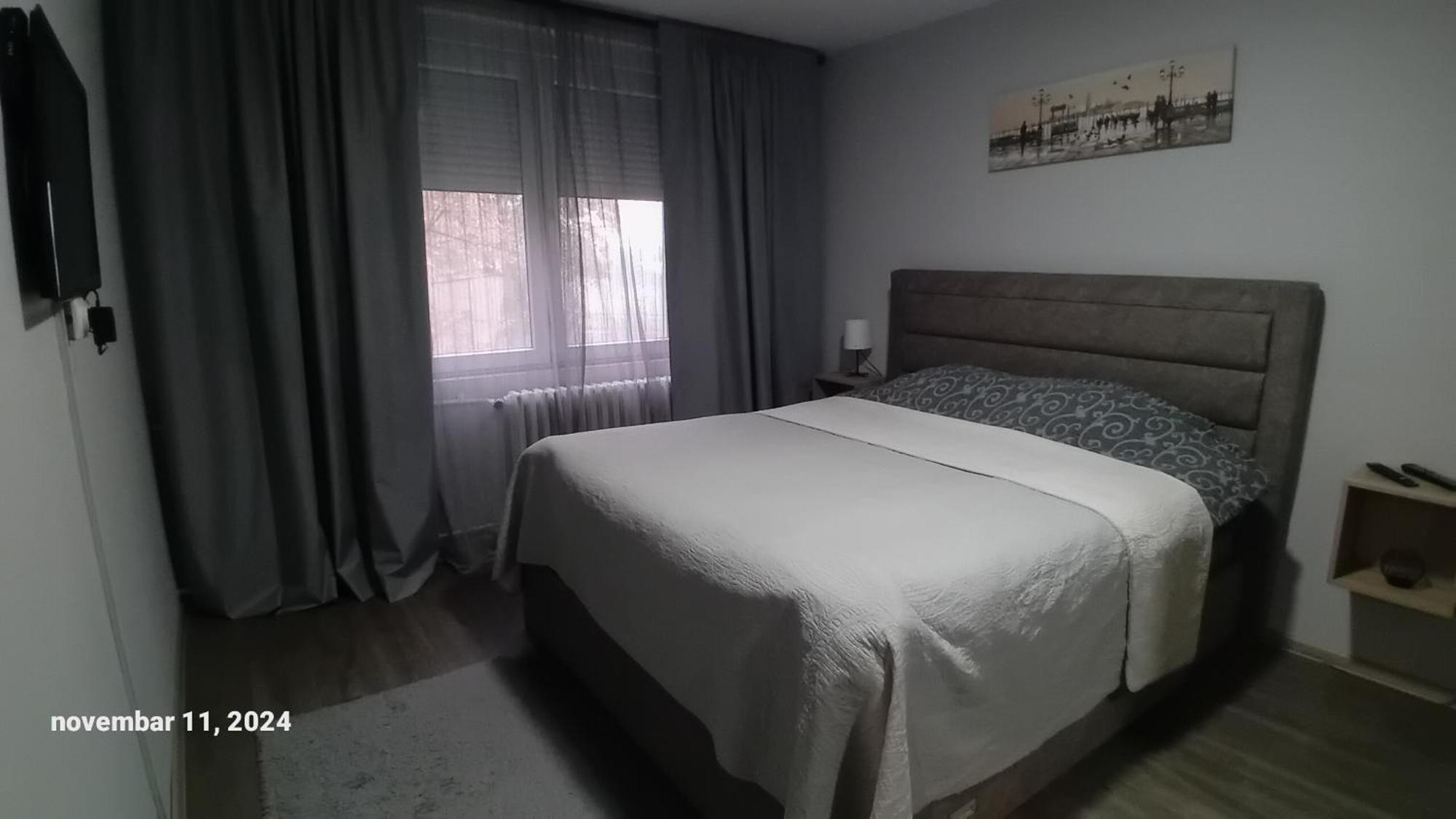 Sunshine Apartment Kragujevac Exterior photo