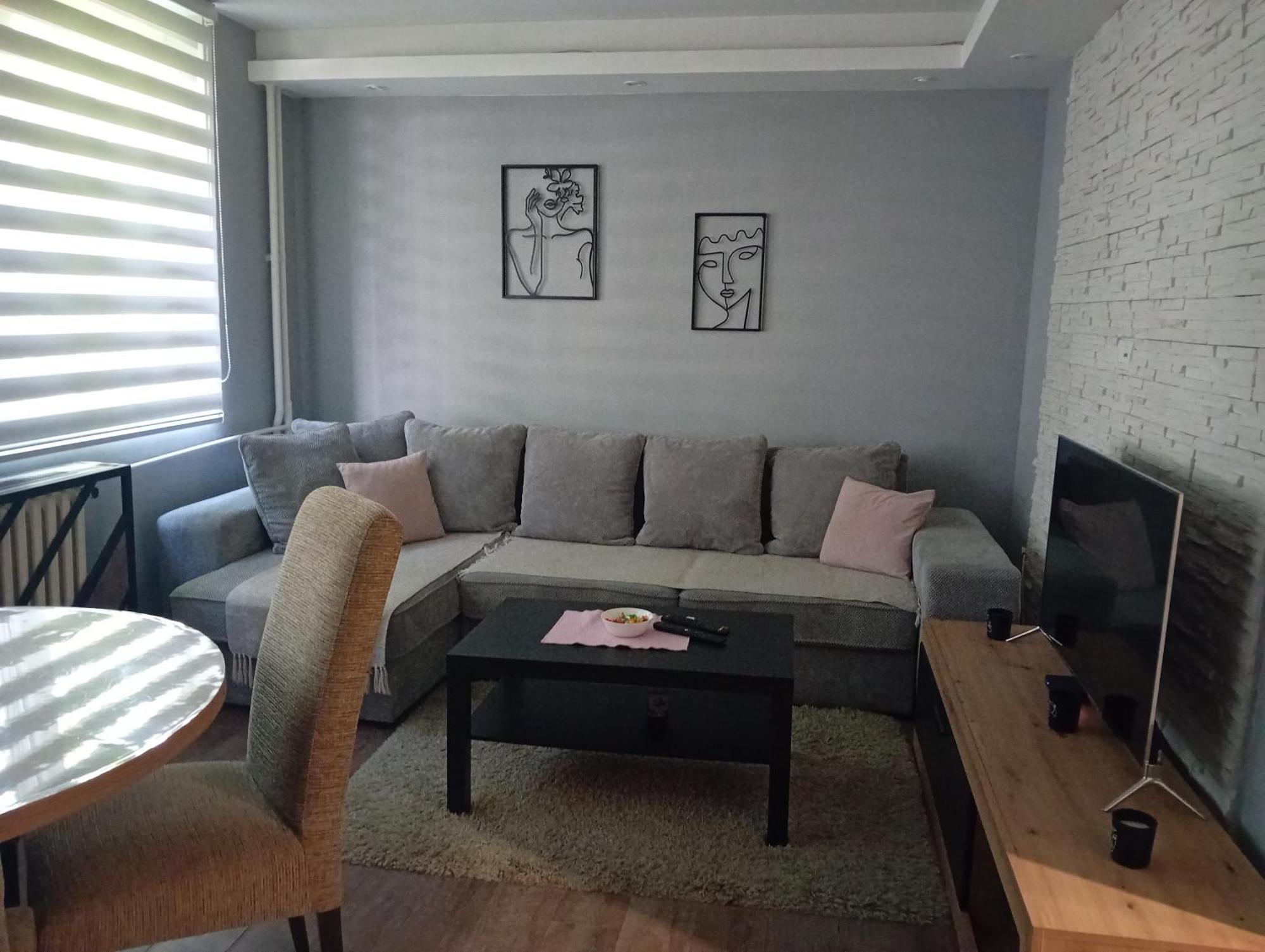 Sunshine Apartment Kragujevac Exterior photo